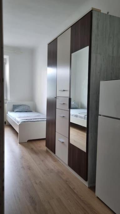 Apartment Mit 2 Betten Inklusive Gratis Parkplatz Štýrský Hradec Exteriér fotografie